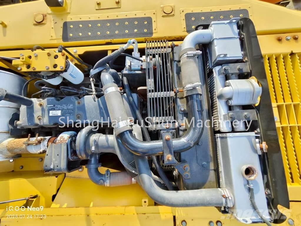 Komatsu 200-8 Bandgrävare