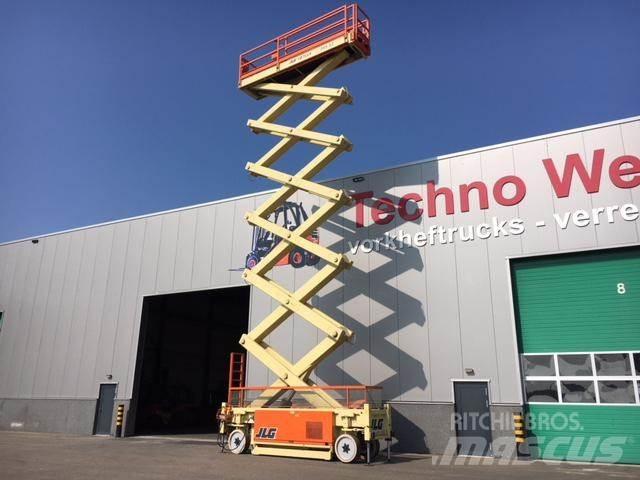 JLG SL245-12 Saxliftar