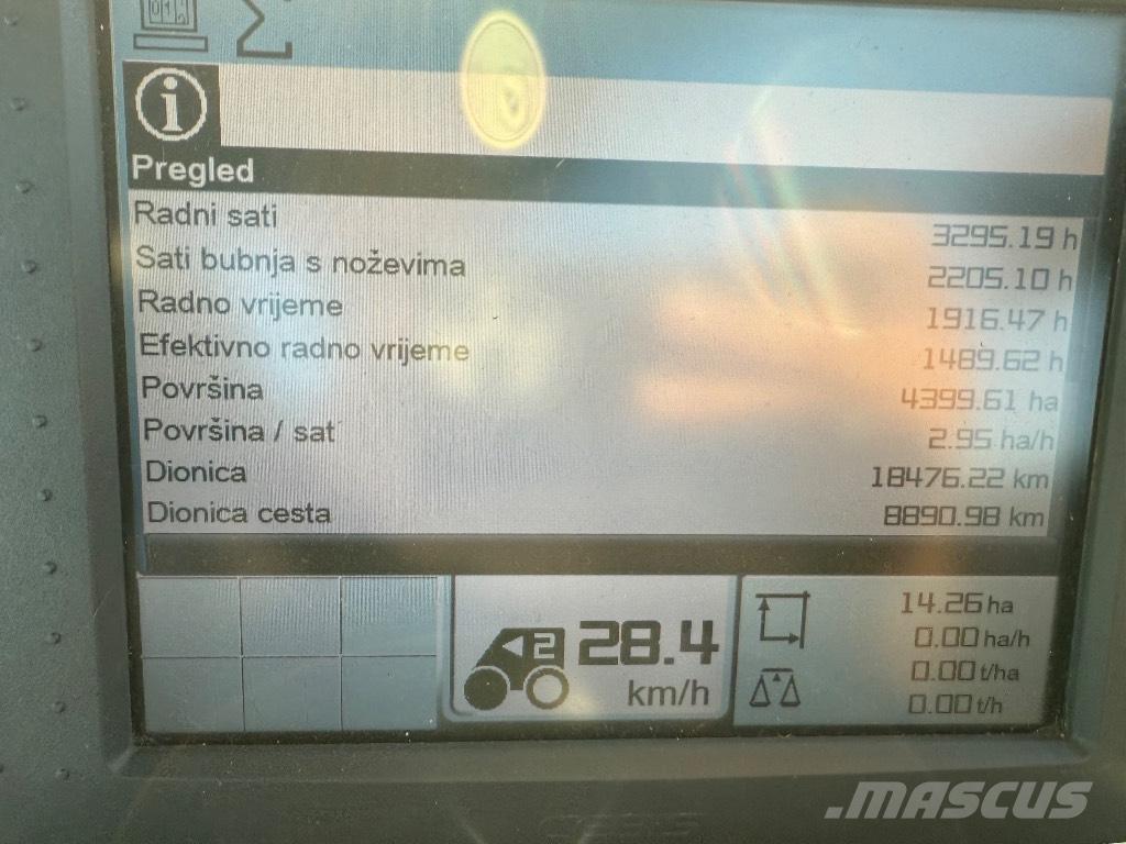 CLAAS Jaguar 960 4WD Fälthackar