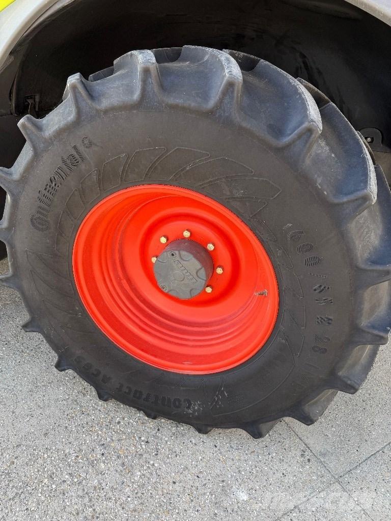 CLAAS Jaguar 960 4WD Fälthackar