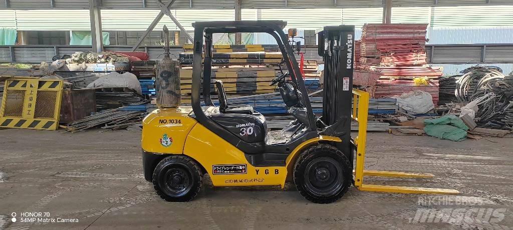Komatsu FD 30 T-14 Dieselmotviktstruckar