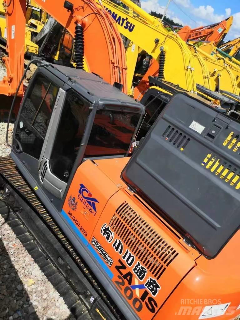 Hitachi ZX200 Bandgrävare