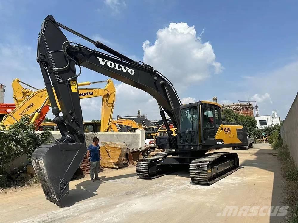 Volvo EC240D Bandgrävare