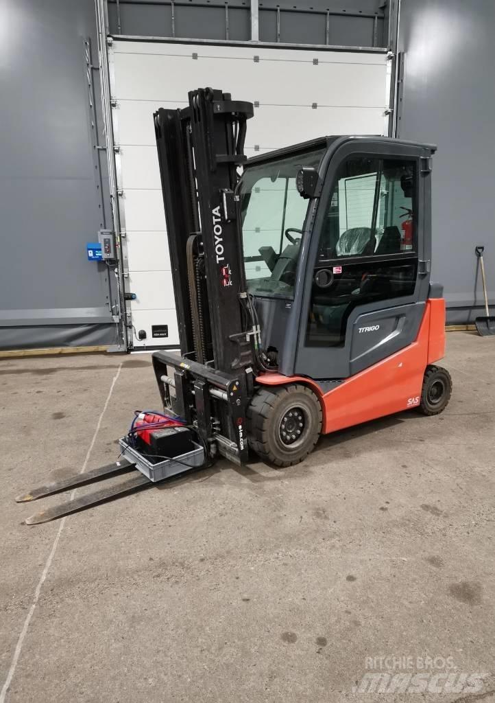 Toyota 9FBM30T Elmotviktstruckar