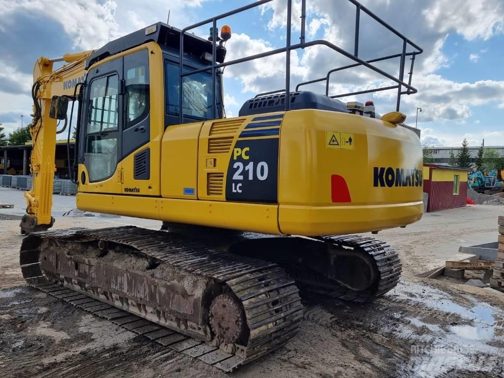Komatsu PC 210-8 Bandgrävare