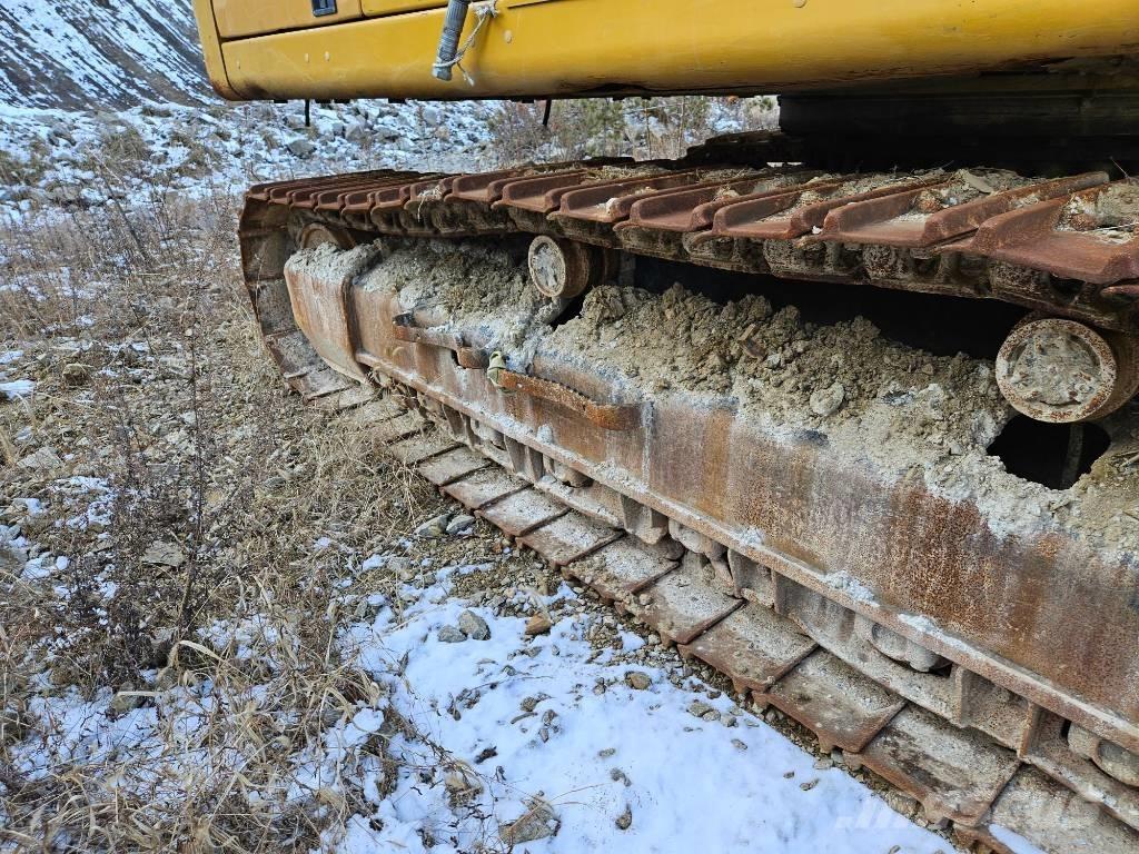 CAT 330 Bandgrävare