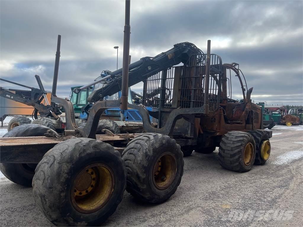 John Deere 1110E Skotare