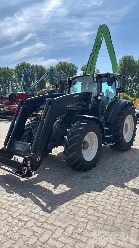 Valtra G135 Traktorer