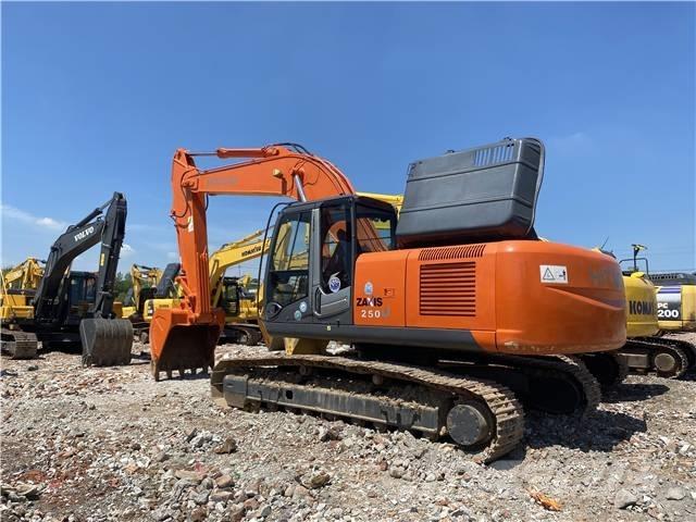 Hitachi ZX 250 Bandgrävare