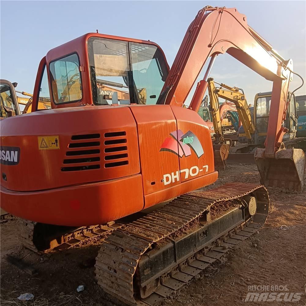 Doosan DH70 Bandgrävare