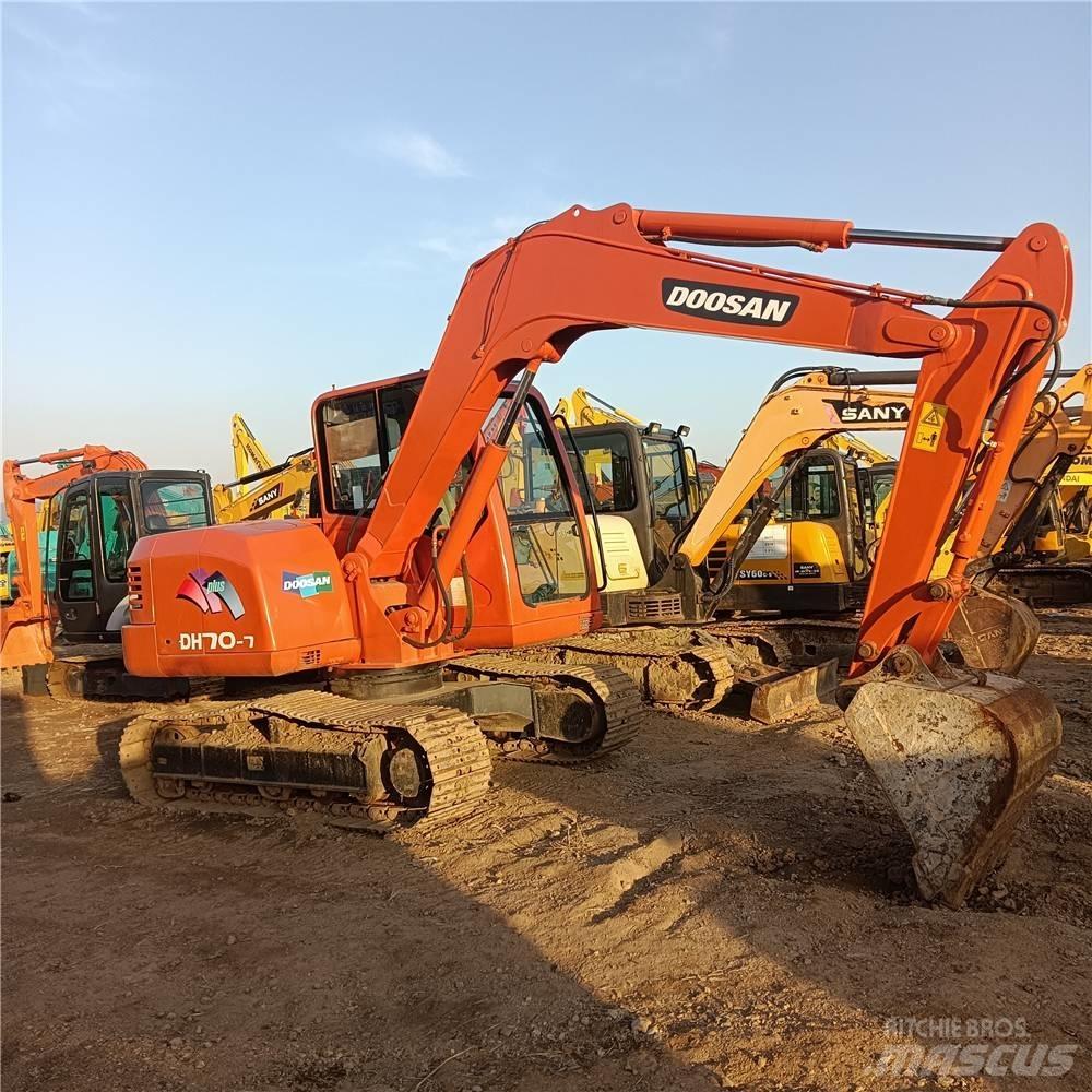 Doosan DH70 Bandgrävare