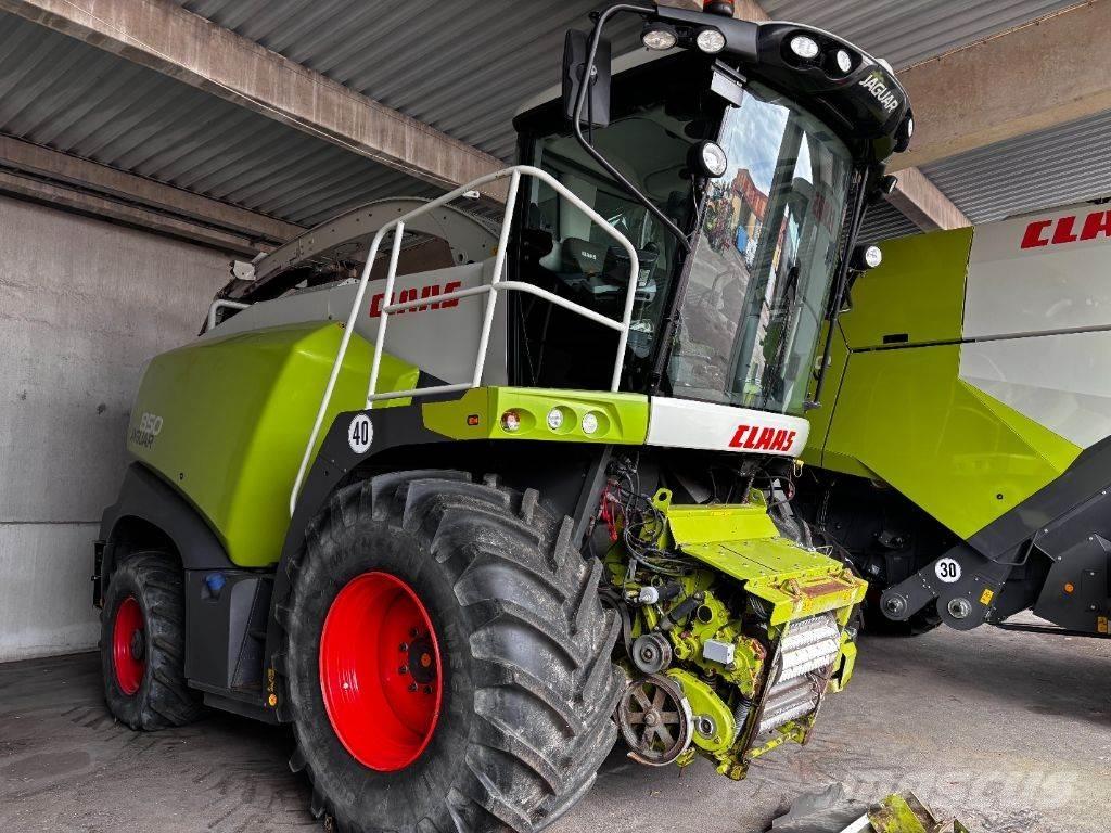 CLAAS Jaguar 850 Självgående fälthackar