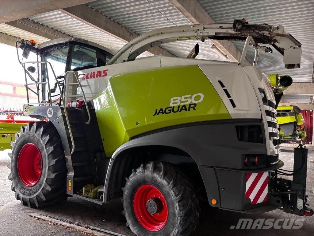 CLAAS Jaguar 850 Självgående fälthackar