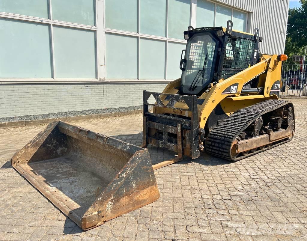 CAT 277 B    2006 Kompaktlastare