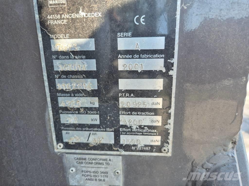 Manitou MT 523 Teleskoplastare