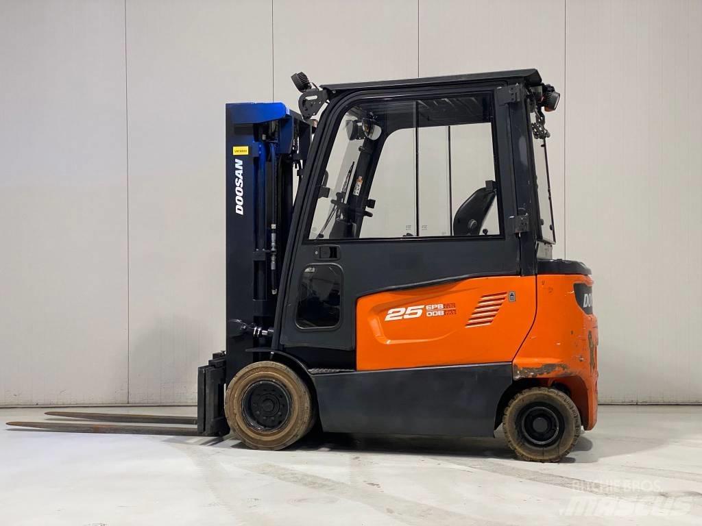 Doosan B25X-7 Elmotviktstruckar