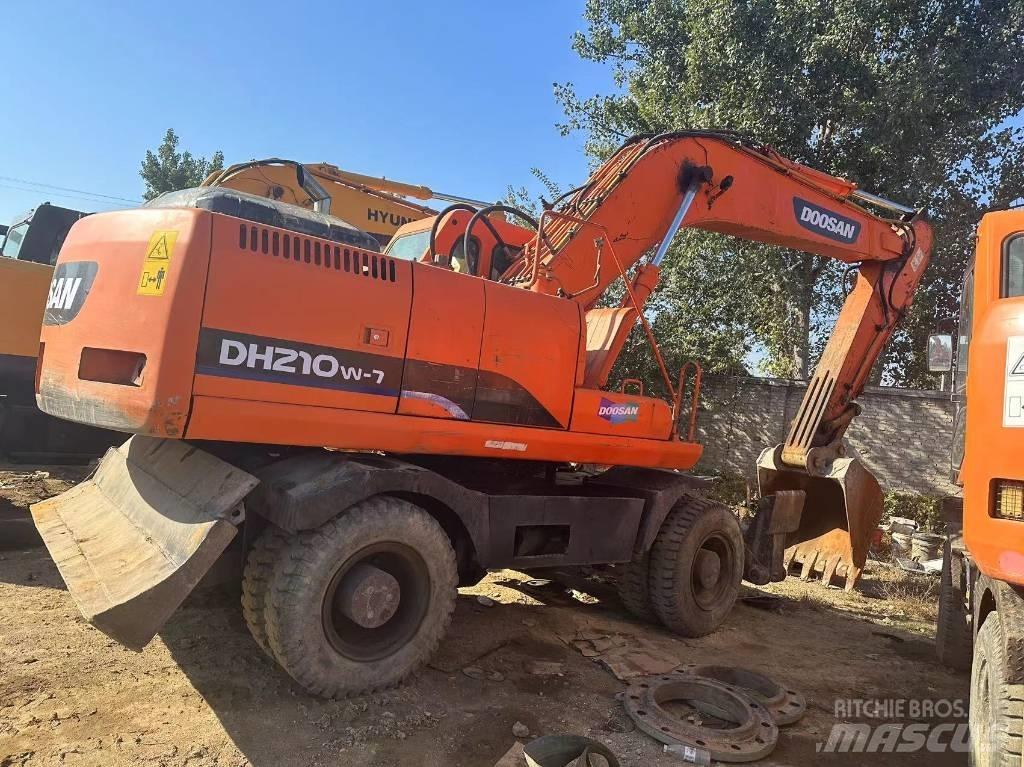Doosan DH 210 W-7 Hjulgrävare
