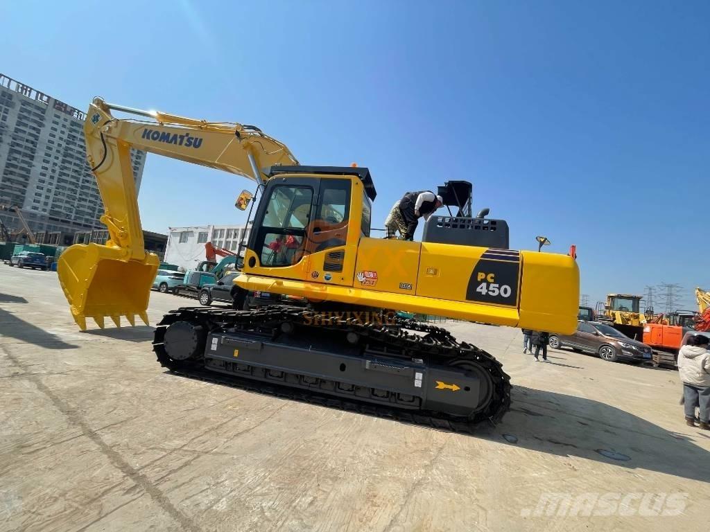 Komatsu PC 450-8 Bandgrävare