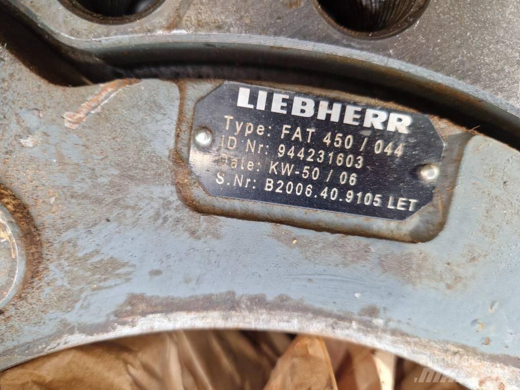 Liebherr R 954 LI Hjulaxlar