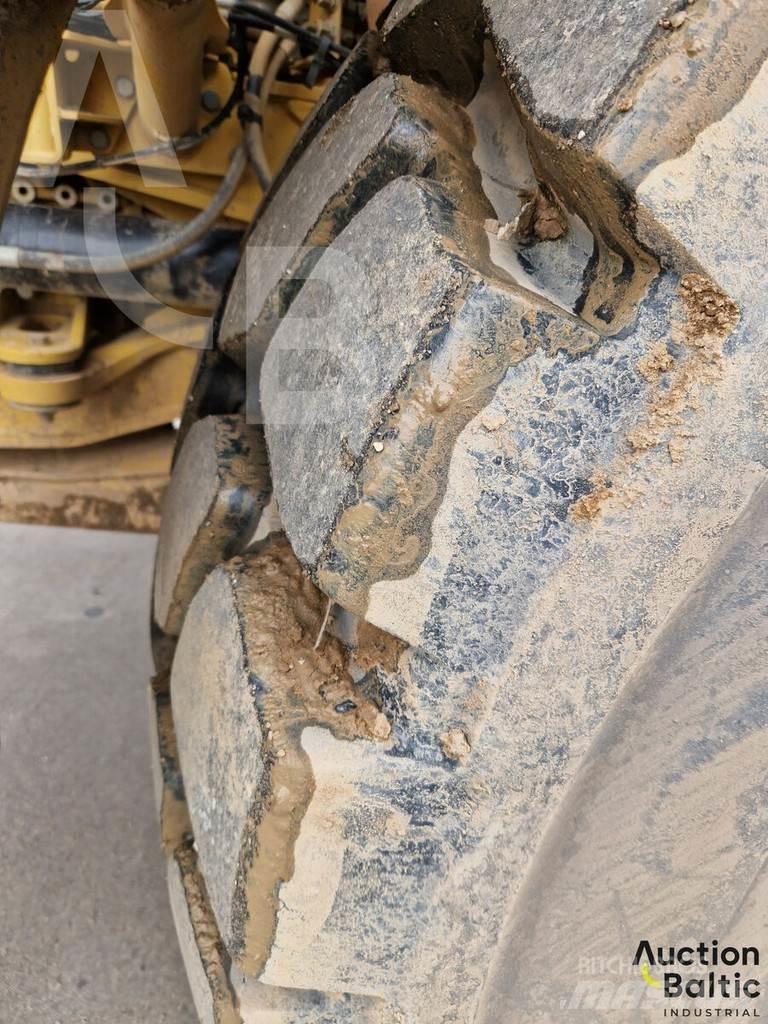 CAT 735C Midjestyrd dumper