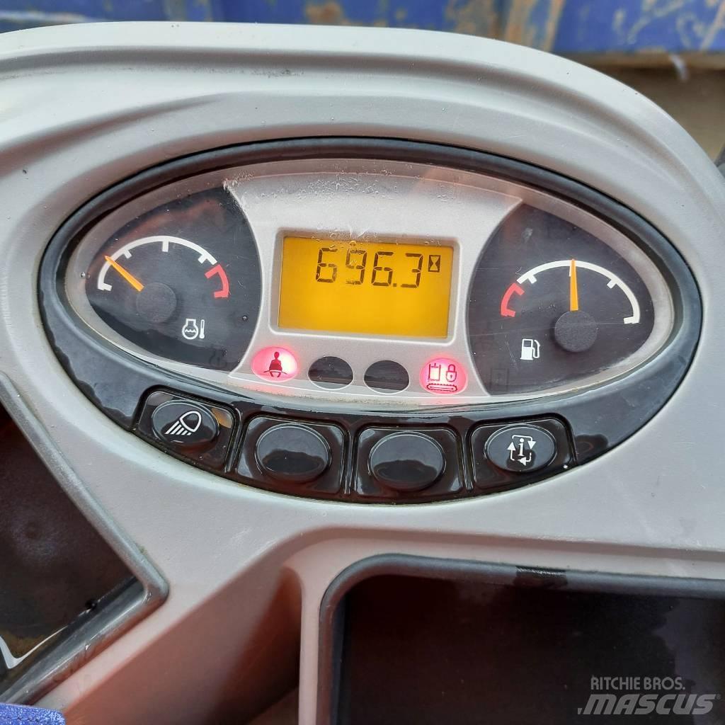 Doosan DX 17 Hjulgrävare