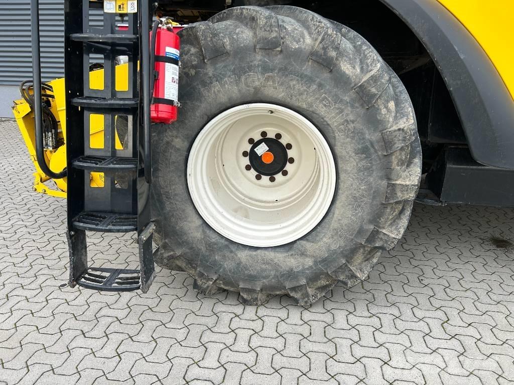 New Holland CR 9080 Skördetröskor