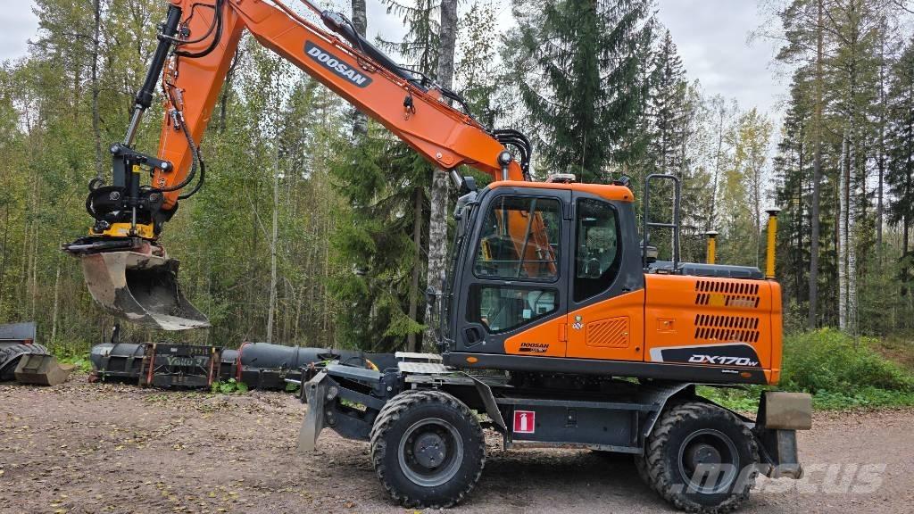 Doosan DX 170 W Hjulgrävare