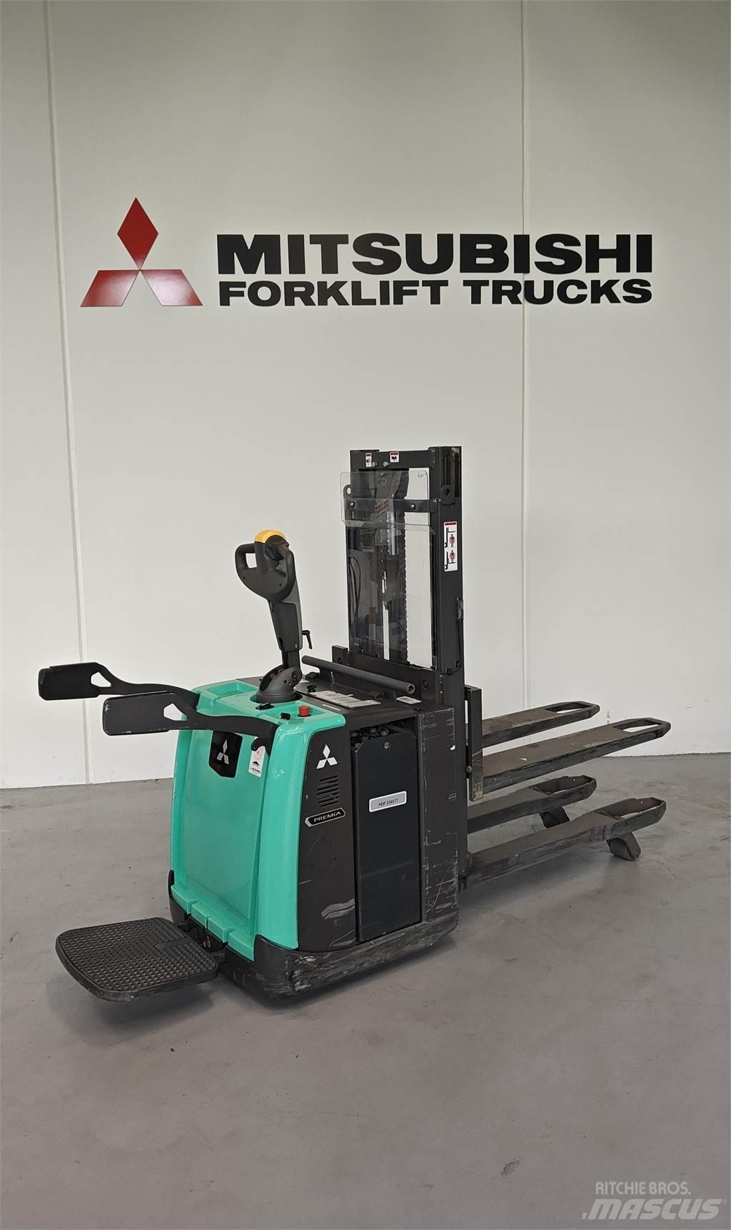 Mitsubishi PBV20PD Låglyftare med plattform