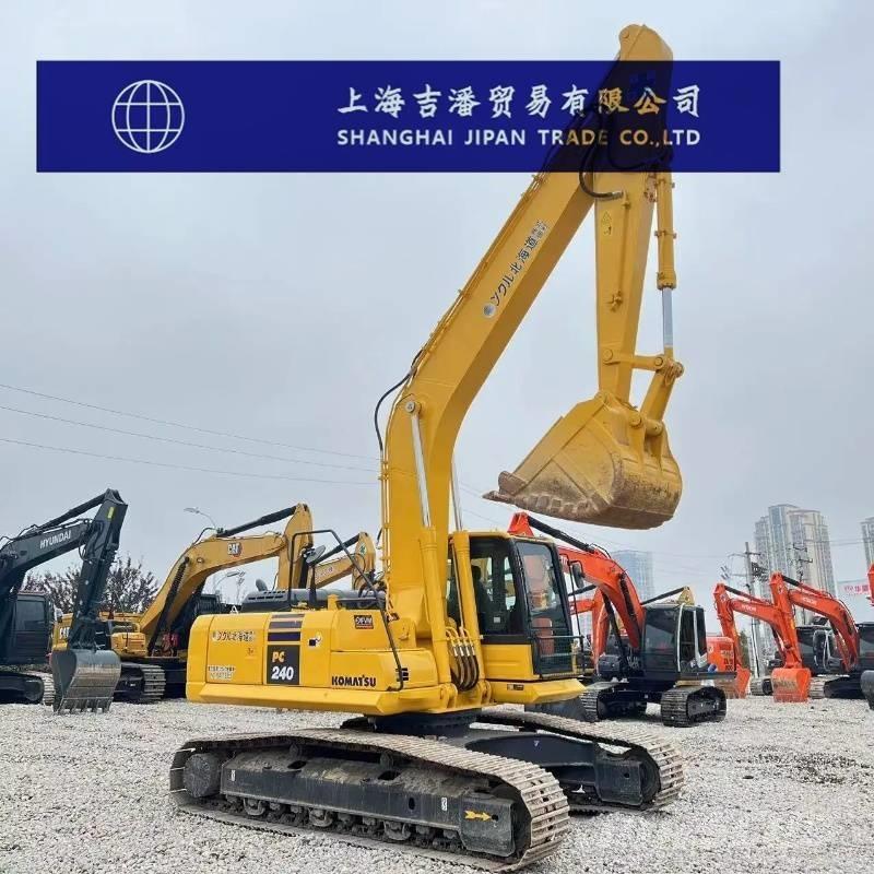 Komatsu PC 240-8 Bandgrävare