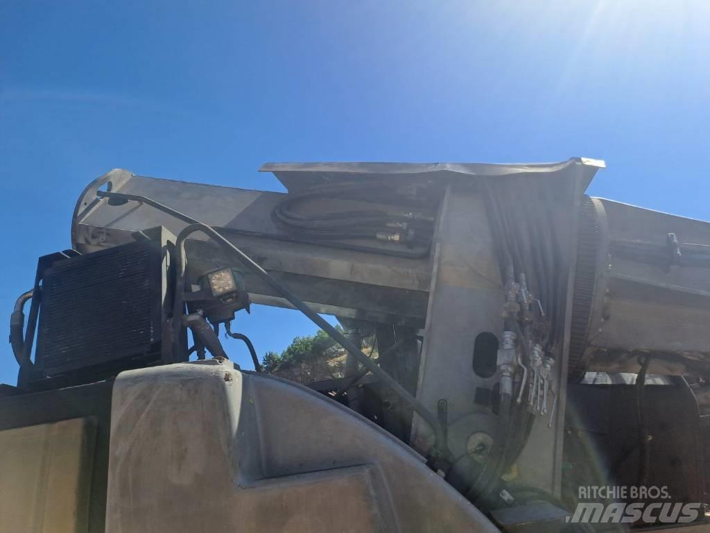 Gradall XL 4200 III Gruvlastare