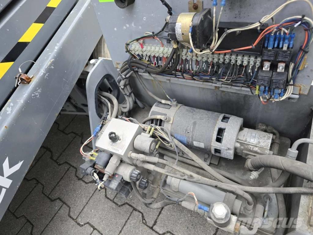 SkyJack SJ 3226 Saxliftar