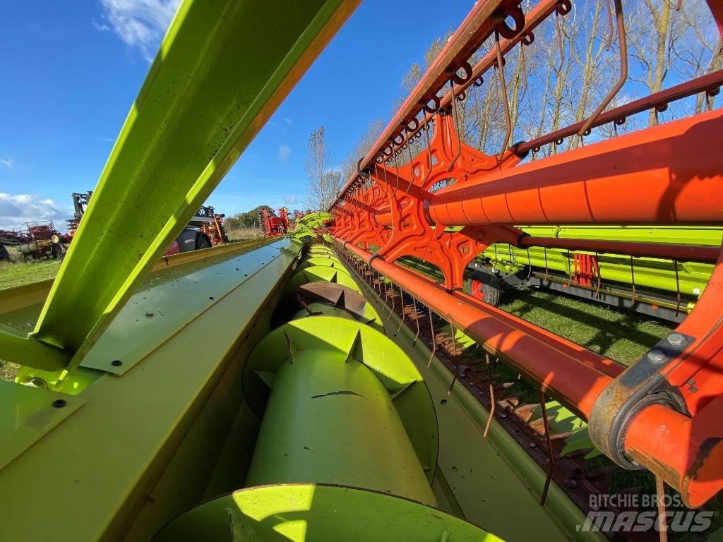 CLAAS Lexion 770 TT Skördetröskor