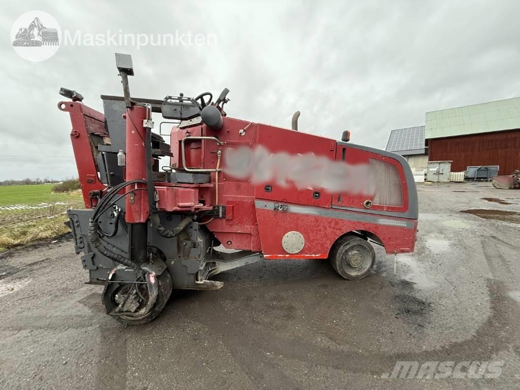 Wirtgen W 100 Asfaltskallfräsmaskiner