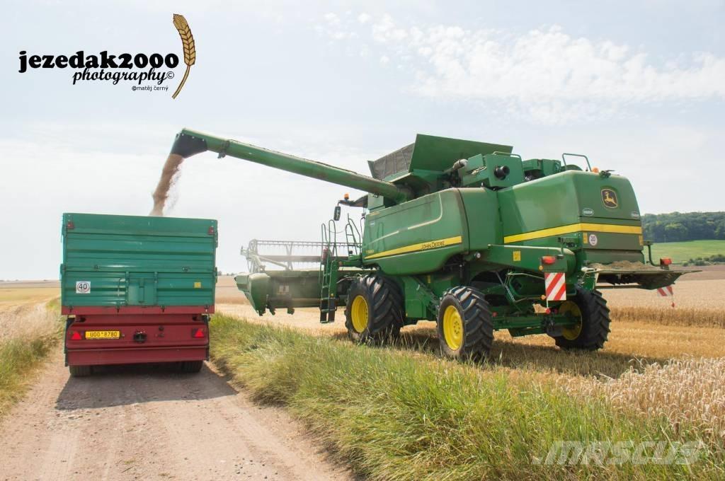 John Deere T 560 i Skördetröskor