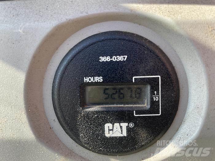 CAT 320FL Bandgrävare