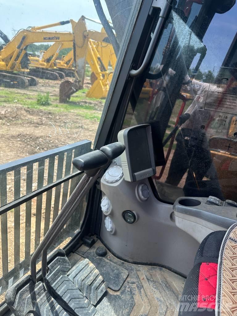 Volvo EC 250 D Bandgrävare