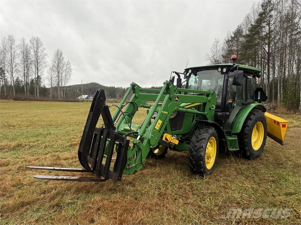 John Deere 5058E Kompakttraktorer
