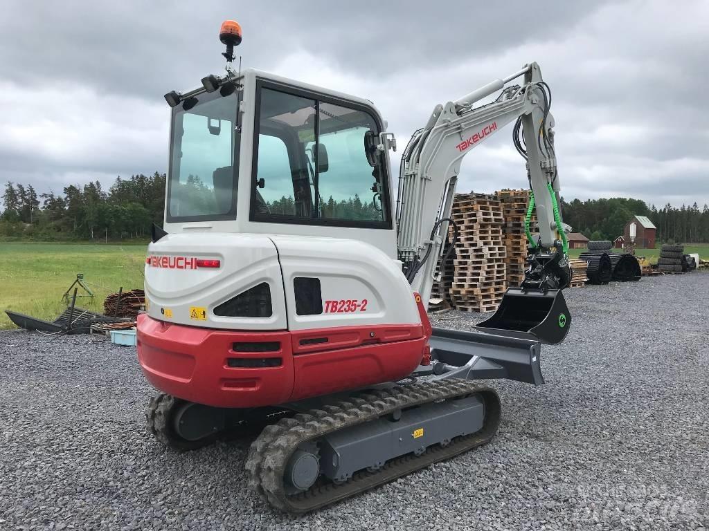 Takeuchi TB235-2 Minigrävare < 7t