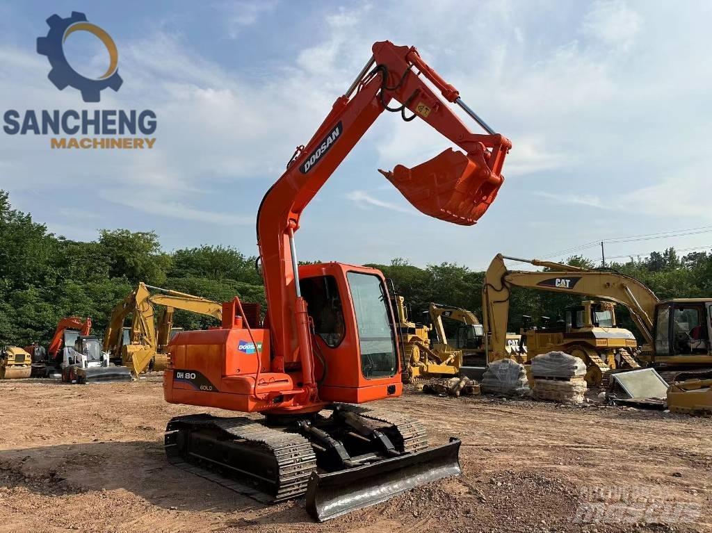 Doosan DH 80 Bandgrävare