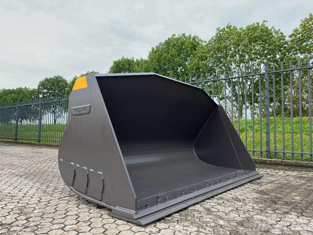 Volvo L 90 H Bucket Skopor