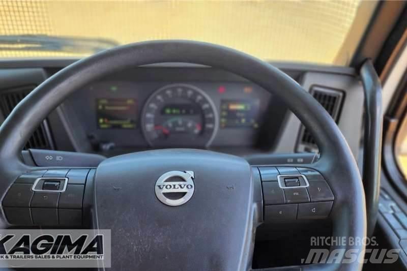 Volvo FMX 440 Övriga bilar