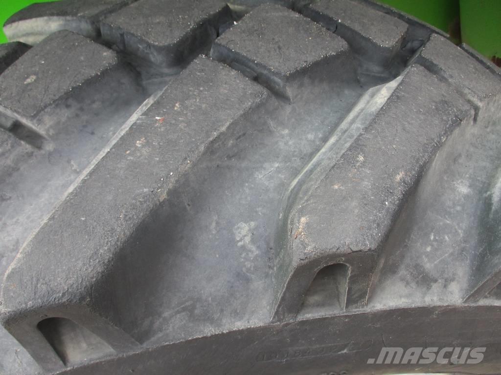 Merlo P40.14K (363) Teleskoplastare