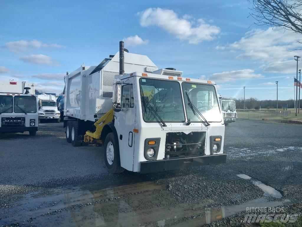 Mack LEU613 Sopbilar