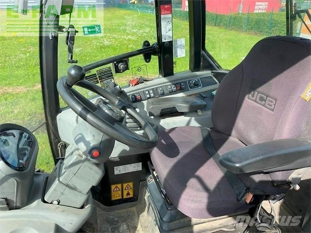JCB tm 220 - 40 km/h Redskapsbärare för lantbruk