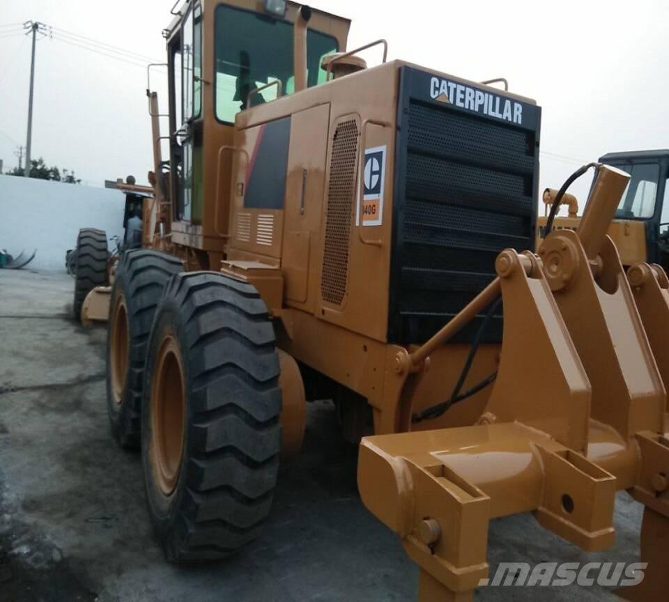CAT 140 G Väghyvlar
