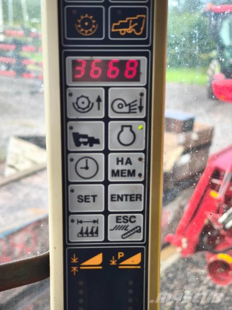 New Holland CS 6080 Skördetröskor