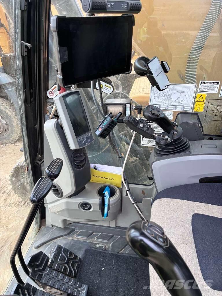 CAT 326 F Bandgrävare