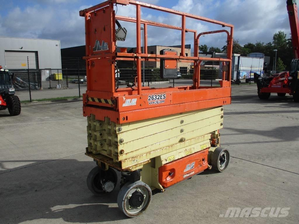 JLG 2632 ES  (081) Saxliftar