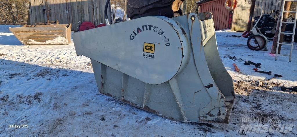 GiANT CB-70 Krosskopor