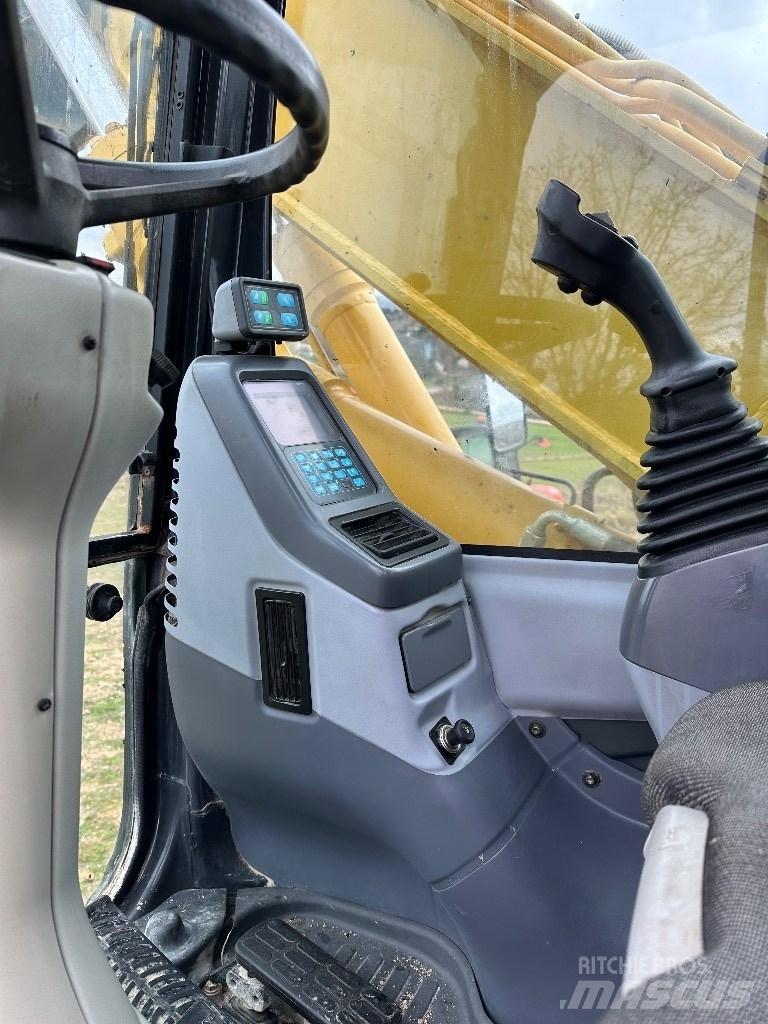 Komatsu PW 160-7E0 Hjulgrävare